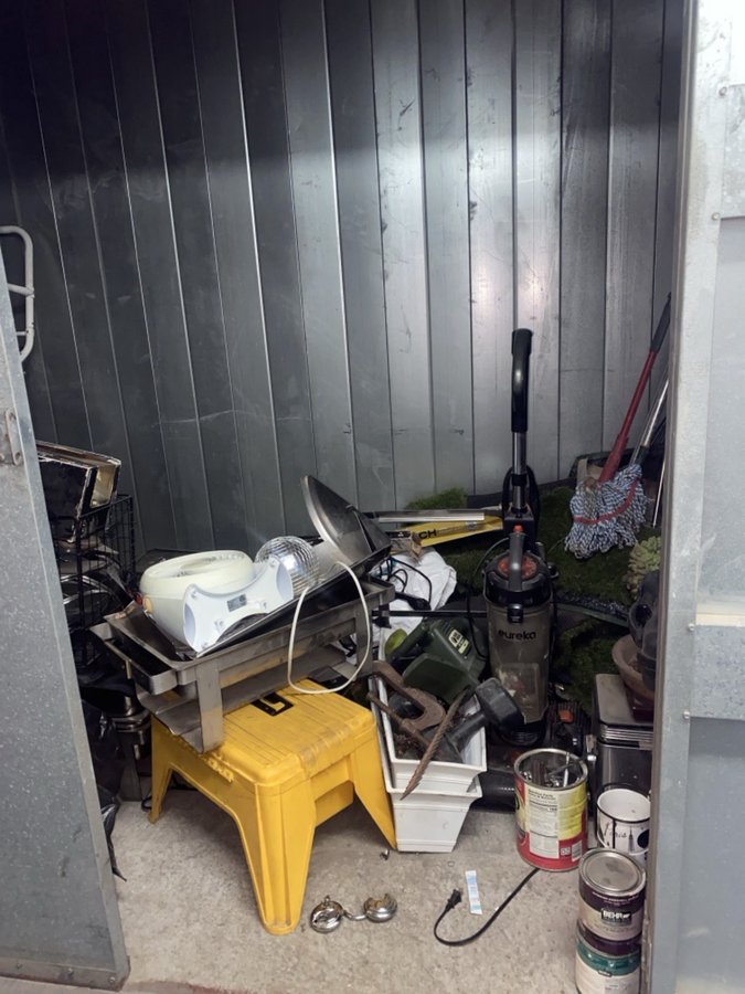 5 x 10 storage unit in Glendale, AZ
