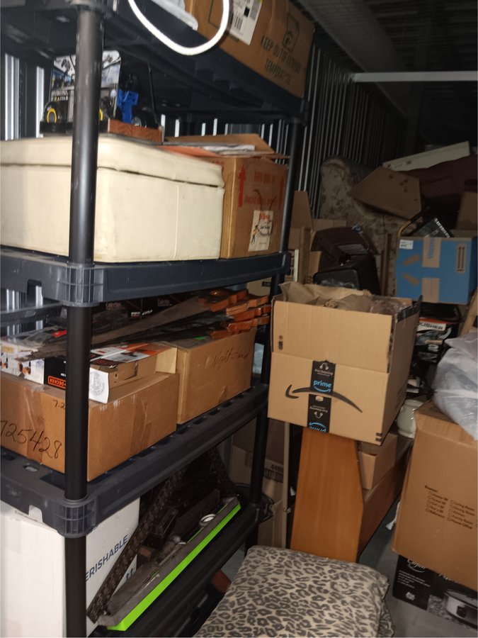 10 x 20 storage unit in Milwaukee, WI
