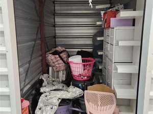 5 x 10 storage unit in Belleville, NJ