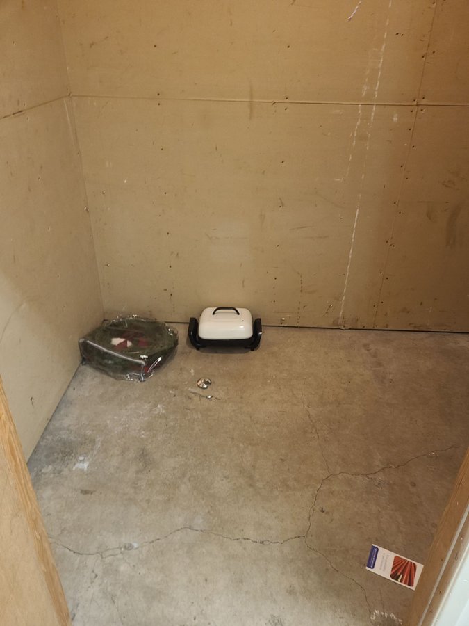 5 x 15 storage unit in Portland, OR