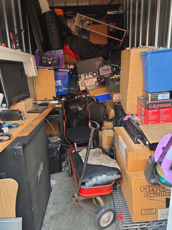 5 x 10 storage unit in Kansas City, MO
