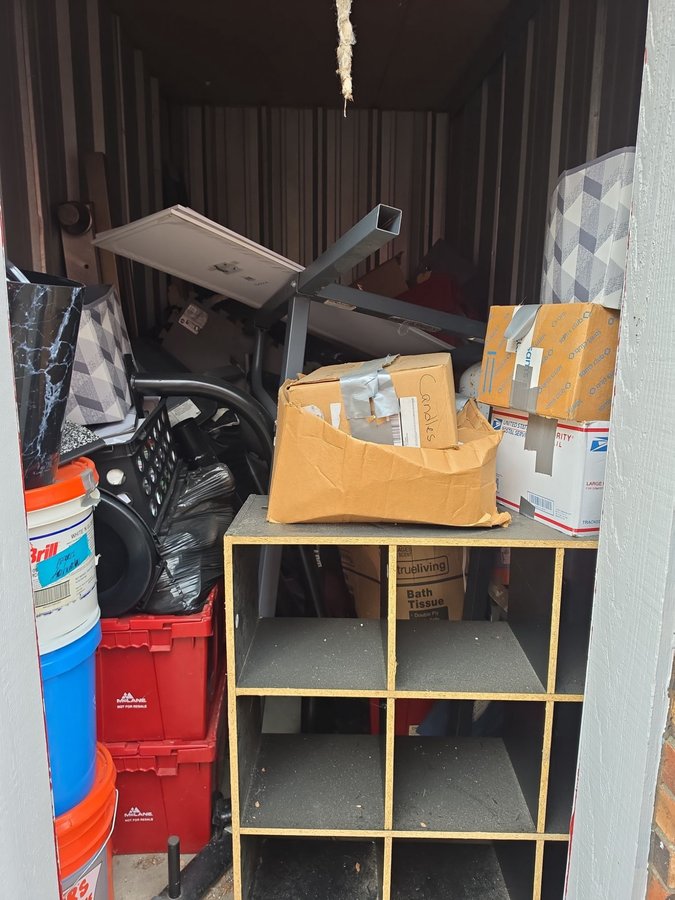 5 x 10 storage unit in Kansas City, MO