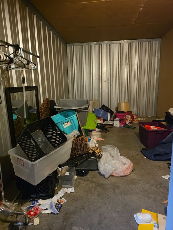10 x 16 storage unit in Kansas City, MO