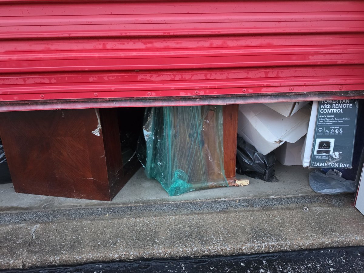 10 x 20 storage unit in Kansas City, MO