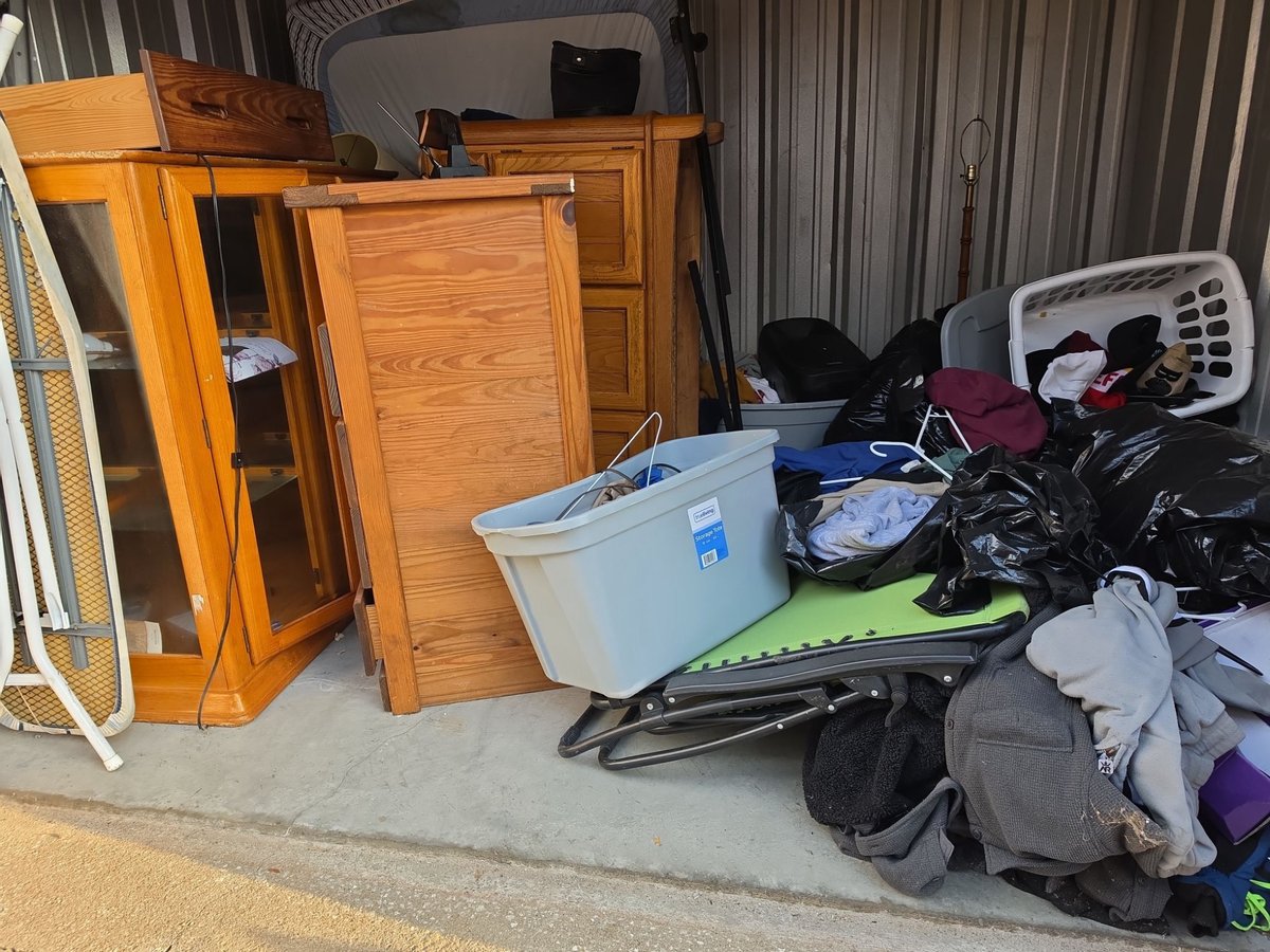 10 x 10 storage unit in Kansas City, MO