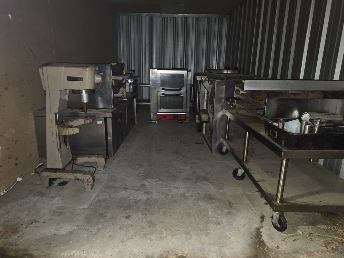 10 x 20 storage unit in Kansas City, MO