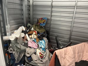 10 x 5 storage unit in Dallas, TX