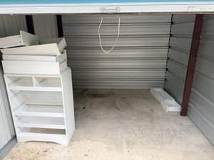 10 x 10 storage unit in Jacksonville, AL