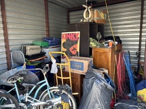 10 x 24 storage unit in Haltom City, TX