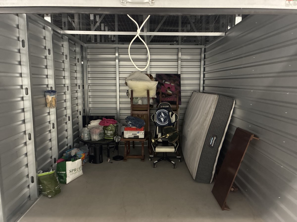 10 x 15 storage unit in Dallas, TX