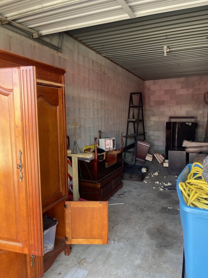 10 x 30 storage unit in Longview, TX
