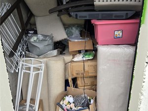 6 x 12 storage unit in Islandia, NY