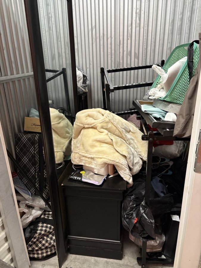 5 x 5 storage unit in Dallas, TX