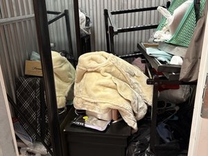 5 x 5 storage unit in Dallas, TX