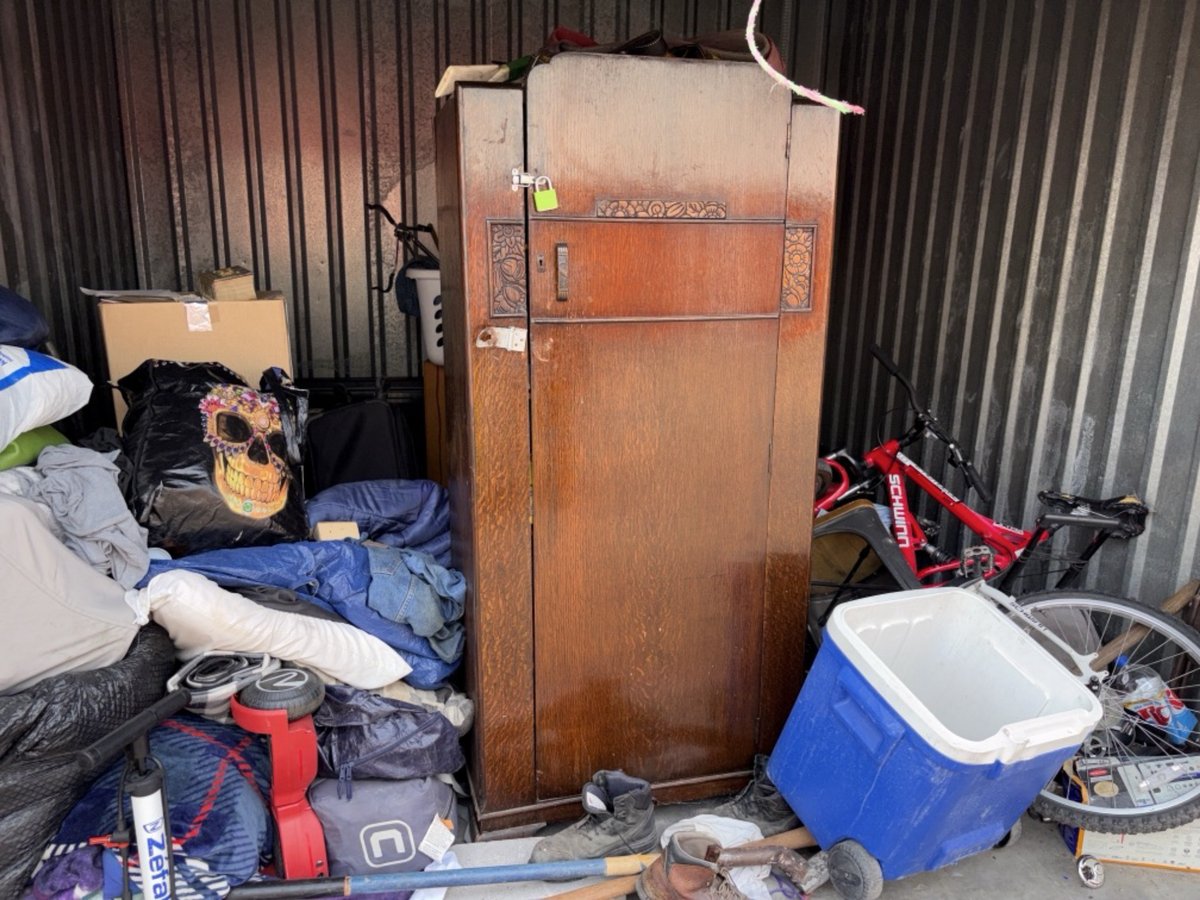 10 x 10 storage unit in Dallas, TX