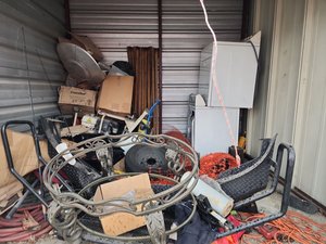10 x 10 storage unit in Garland, TX