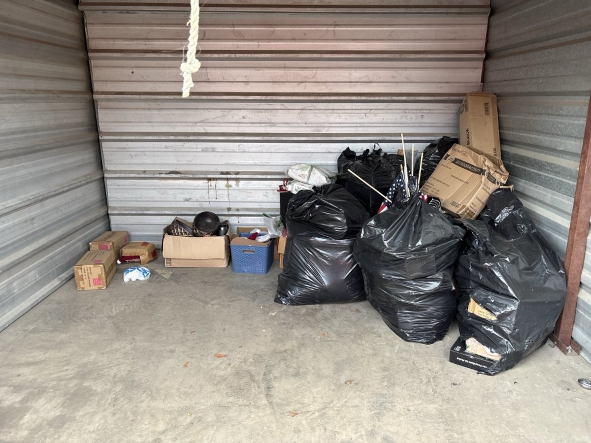10 x 10 storage unit in Garland, TX