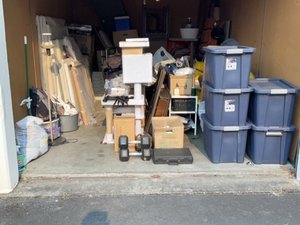 10 x 15 storage unit in Beaverton, OR