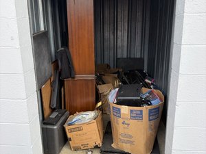 5 x 10 storage unit in Longview, TX