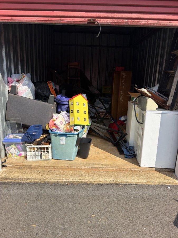 10 x 15 storage unit in Longview, TX