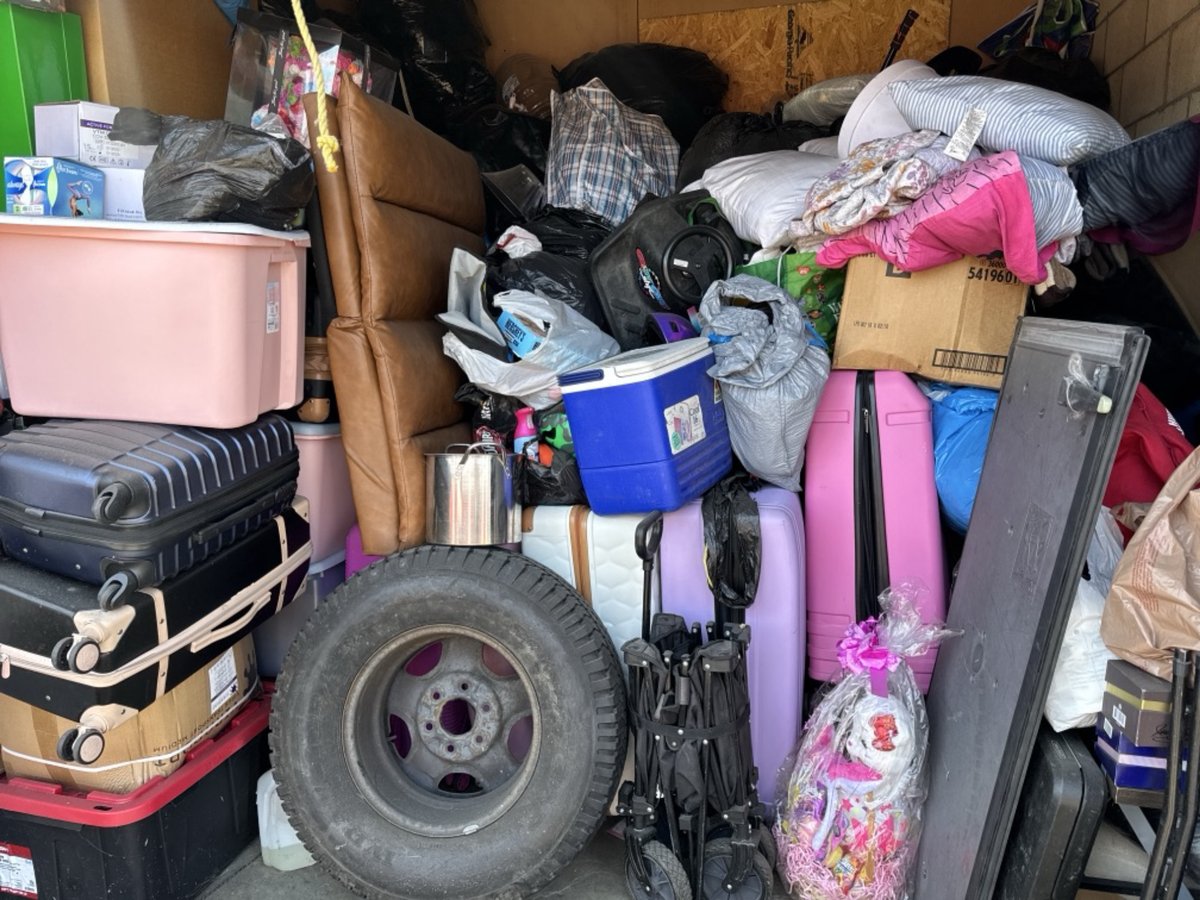 10 x 10 storage unit in Orange, CA