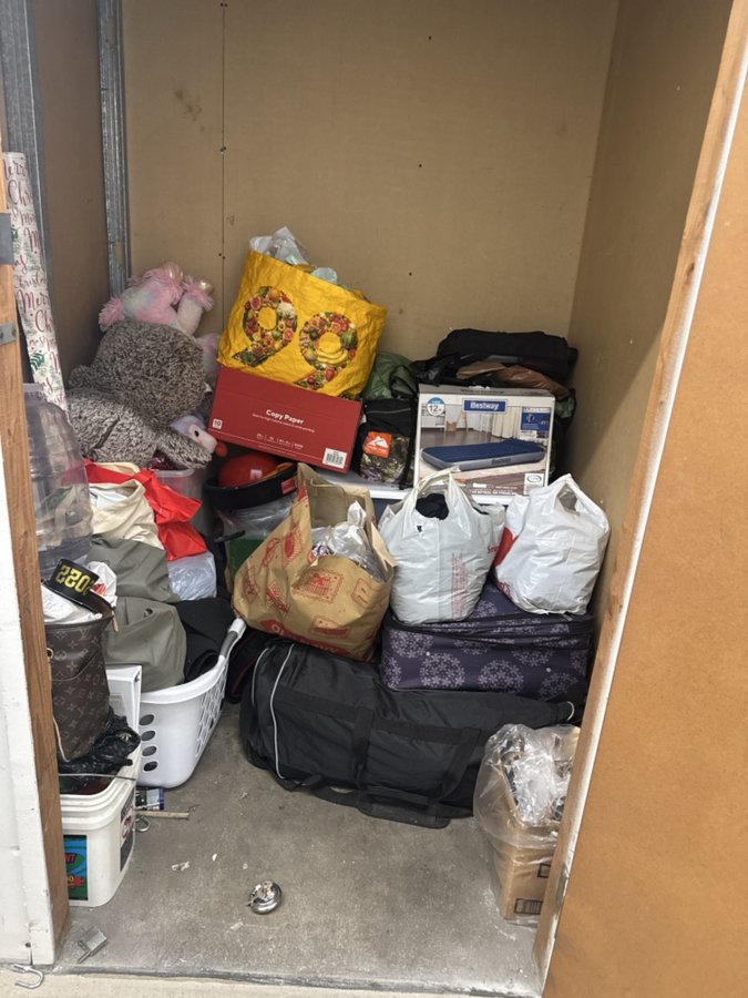 5 x 5 storage unit in Orange, CA