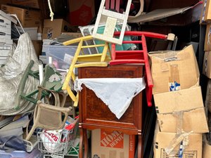 10 x 10 storage unit in Orange, CA