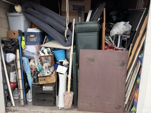 10 x 10 storage unit in Orange, CA