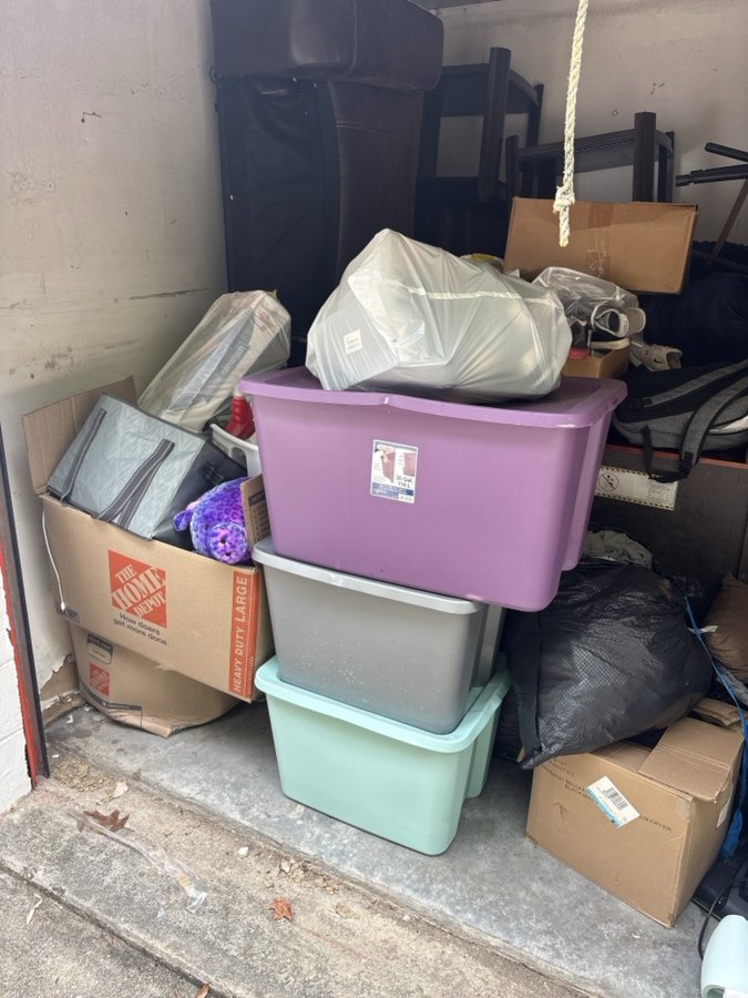 10 x 10 storage unit in Newport News, VA