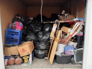 10 x 15 storage unit in Orange, CA