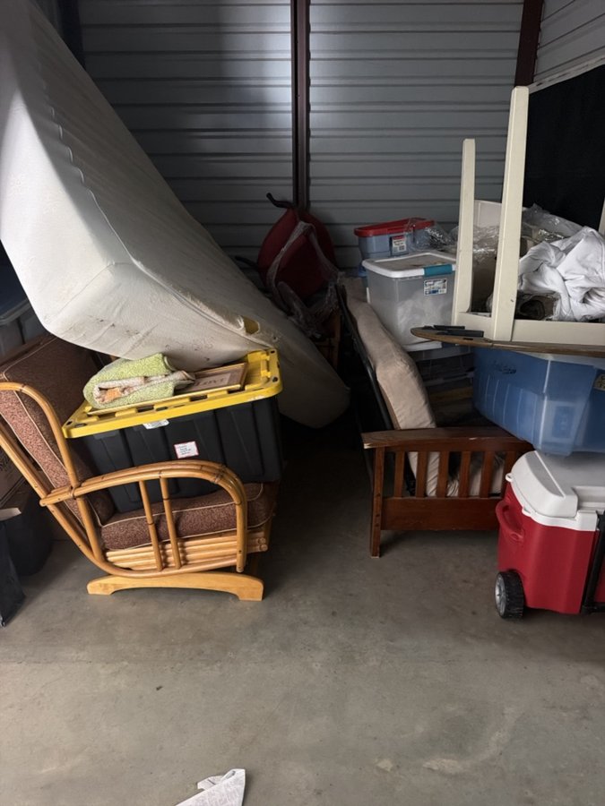 10 x 10 storage unit in Longview, TX