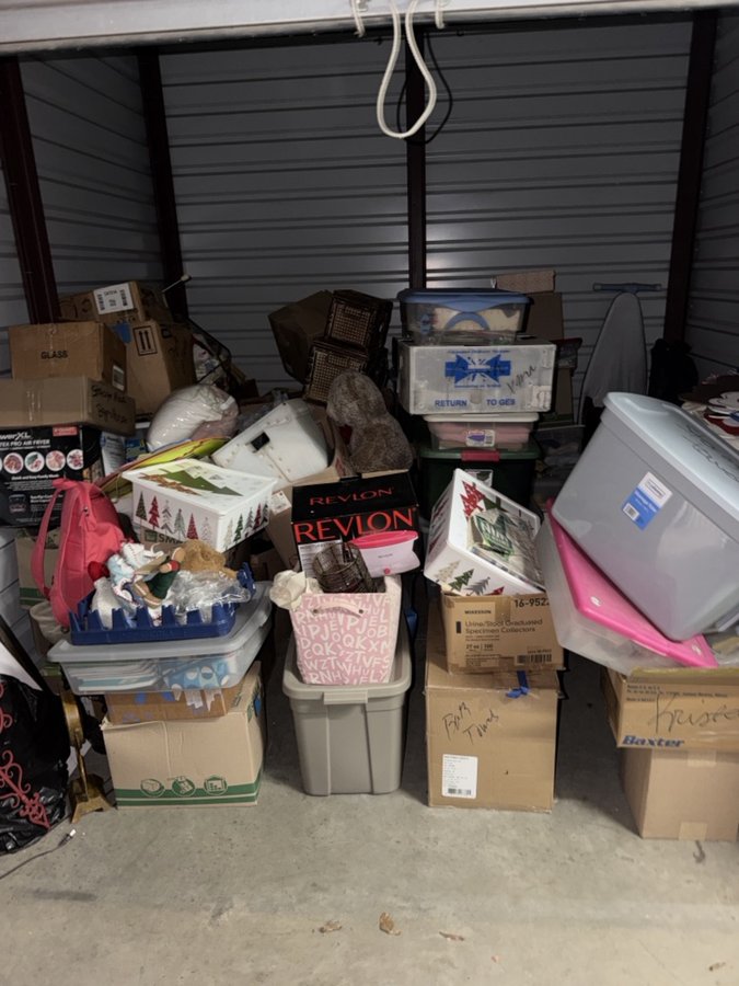 10 x 10 storage unit in Longview, TX