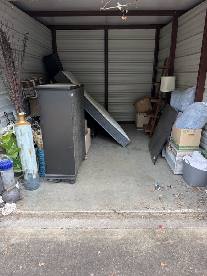 10 x 15 storage unit in Longview, TX
