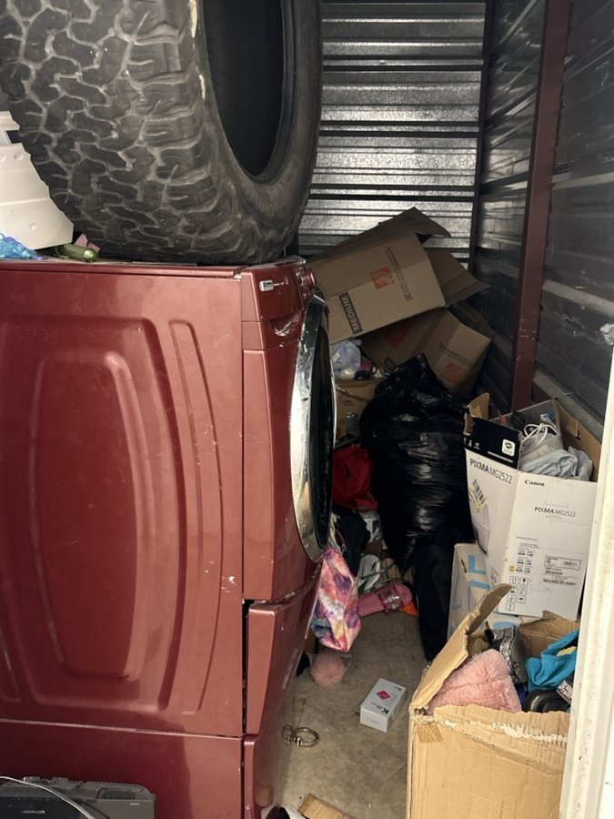 5 x 10 storage unit in Garland, TX