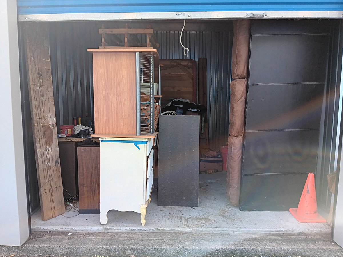 10 x 10 storage unit in Swartz Creek, MI