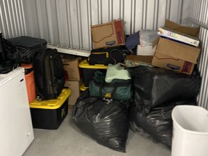 7 x 10 storage unit in Frederick, MD