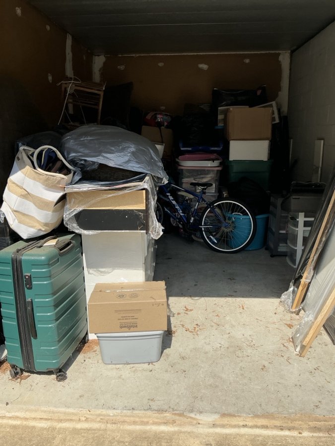 10 x 15 storage unit in Charlottesville, VA