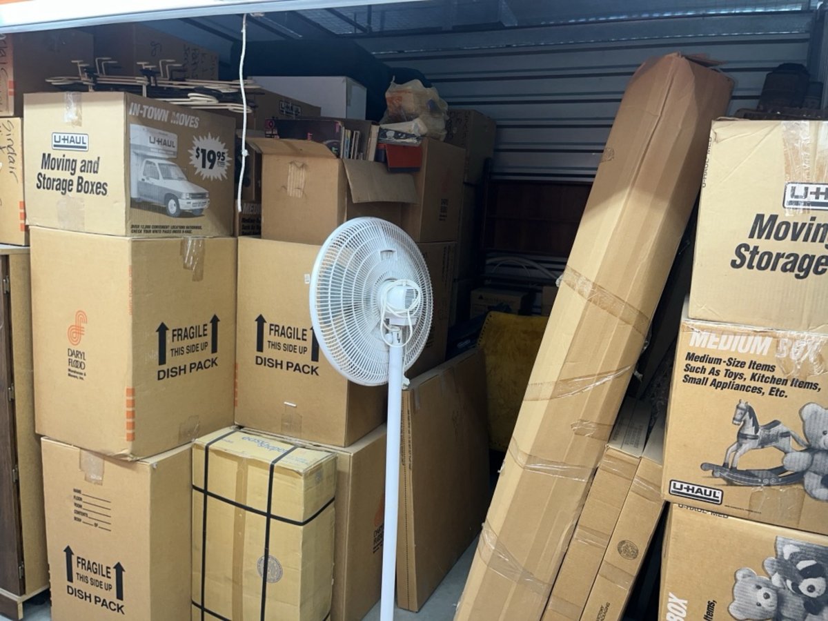 10 x 10 storage unit in Plano, TX