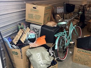 10 x 30 storage unit in Newport News, VA