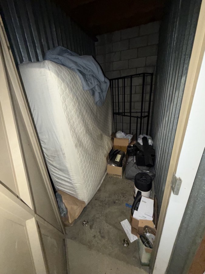 5 x 10 storage unit in North Hollywood, CA