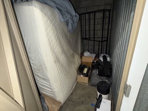 5 x 10 storage unit in North Hollywood, CA