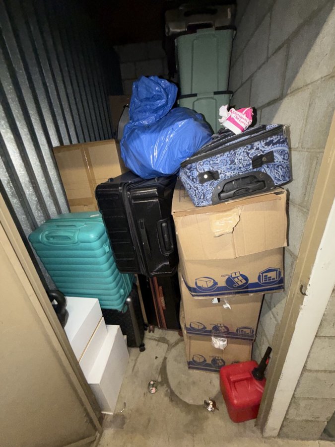 5 x 10 storage unit in North Hollywood, CA