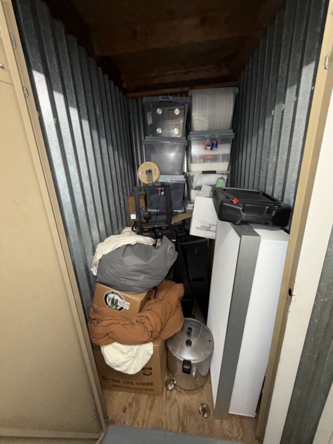 5 x 5 storage unit in North Hollywood, CA