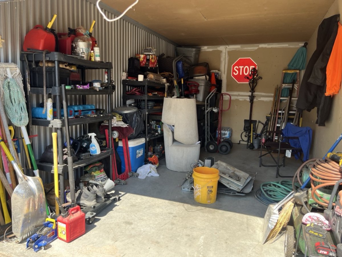 10 x 20 storage unit in Plano, TX