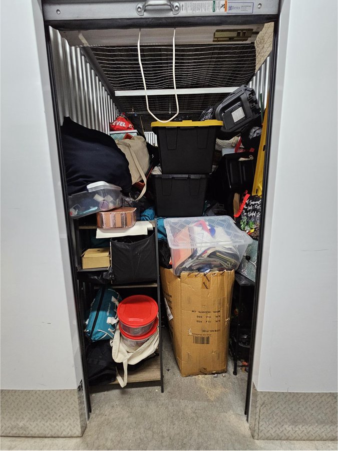 5 x 10 storage unit in Bloomfield, NJ