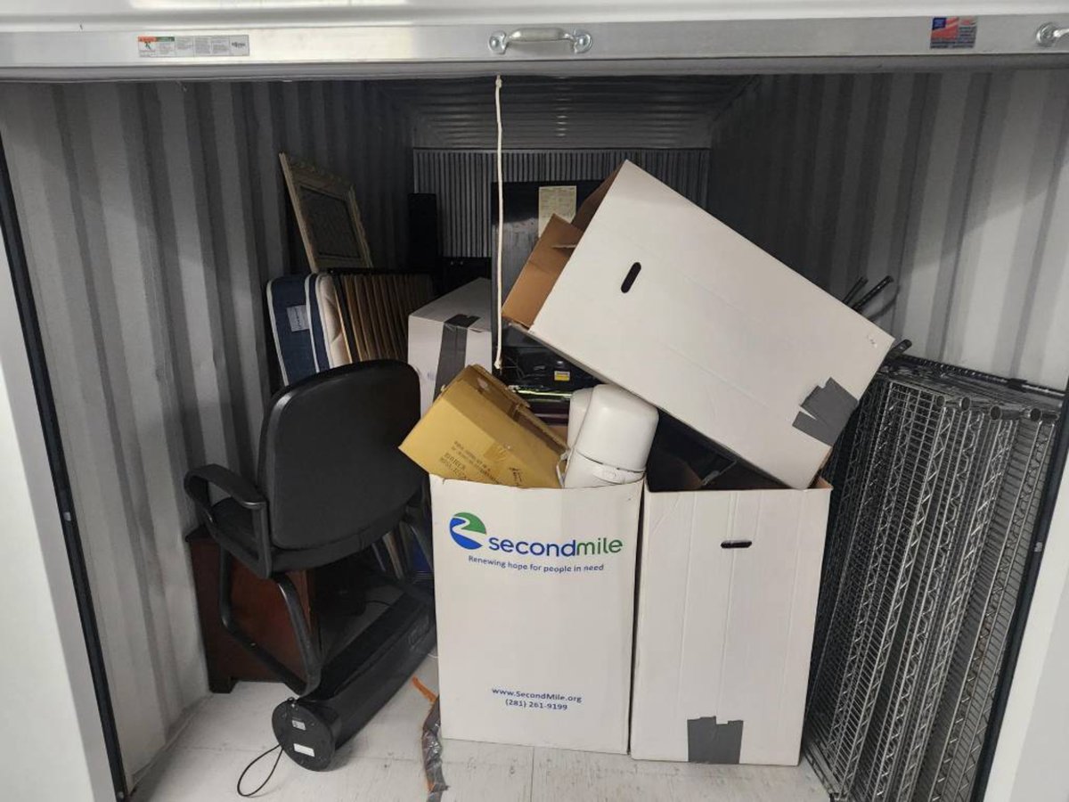 8 x 12 storage unit in Pearland, TX