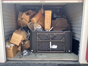 10 x 15 storage unit in Greenville, SC