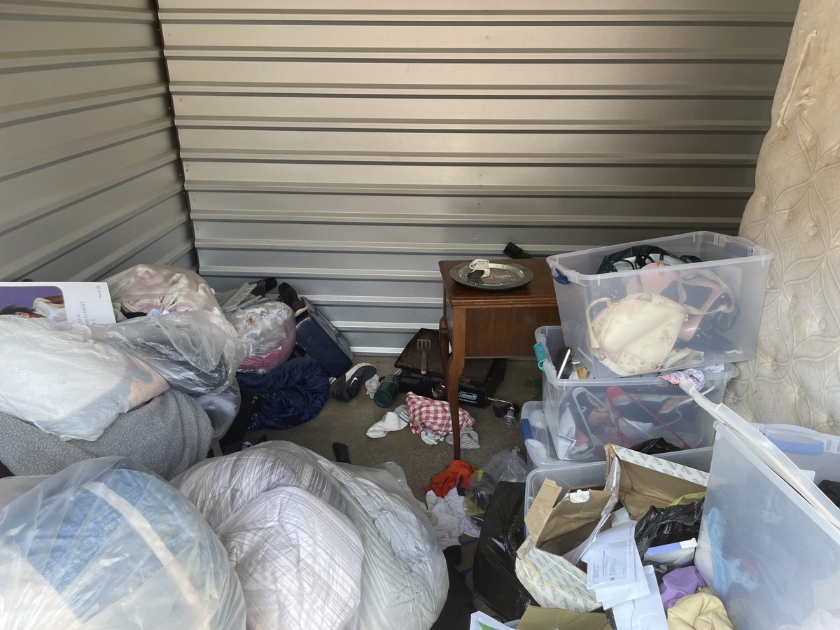 10 x 10 storage unit in Dahlonega, GA