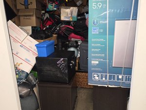 10 x 10 storage unit in Beaverton, OR