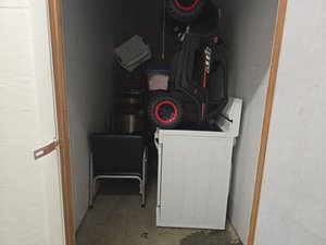 5 x 10 storage unit in Dayton, OH